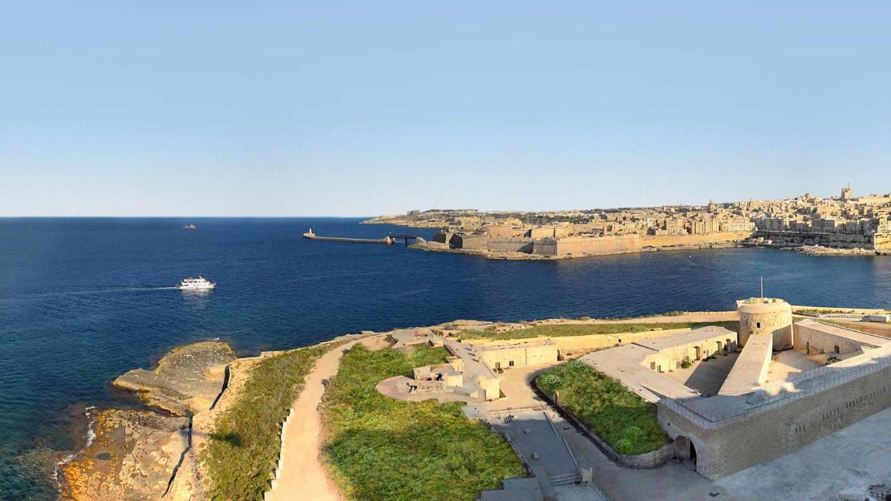 Modern 1Br Maisonette Steps From The Promenade Sliema Esterno foto