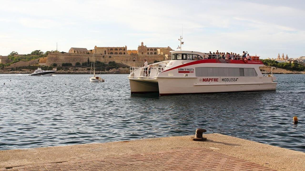 Modern 1Br Maisonette Steps From The Promenade Sliema Esterno foto